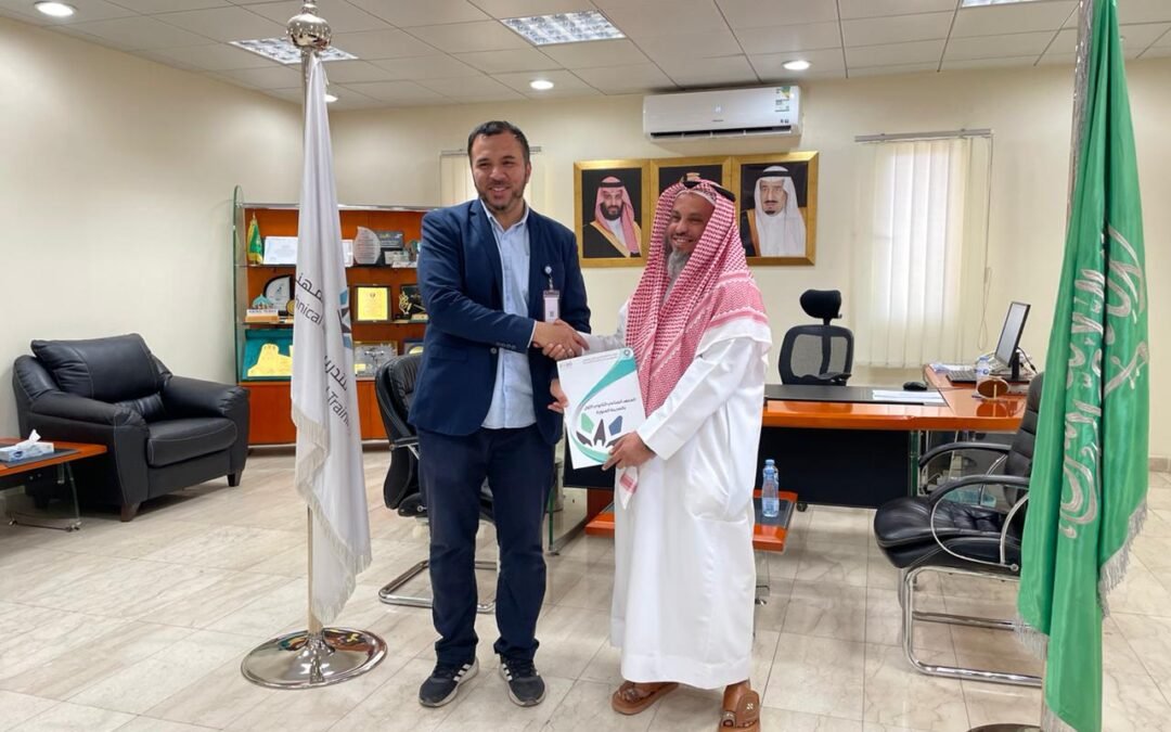 تشرفت جمعية صيانة الأهلية بتوقع مذكرة شراكة مجتمعية مع المعهد الصناعي الثانوي الأول بالمدينة المنورة